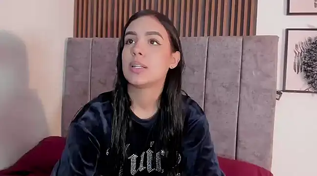 Hanna Risso online show from 01.09.25