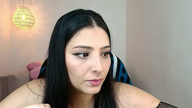 YummyAnna  online show from 02.17.26