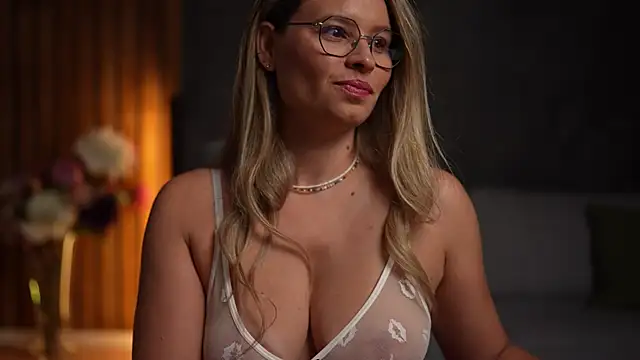 Snapshot of BrandyWhite chatting on 01.17.26 BrandyWhite online show from 01.17.26