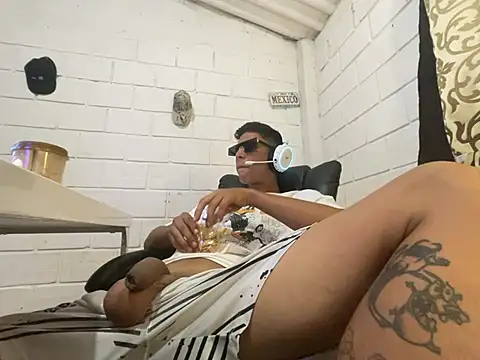 Max TheHorseDick online show from 07.22.26