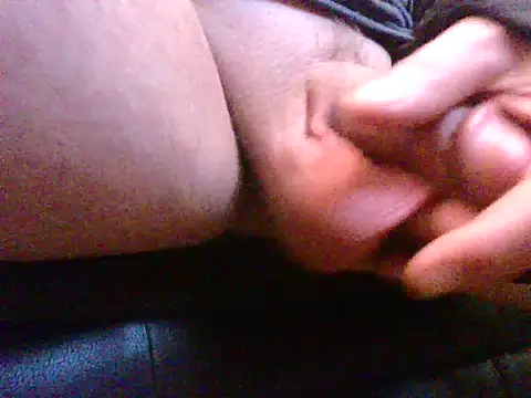 Snapshot of SDtinycok chatting on 02.19.26 SDtinycok online show from 02.19.26