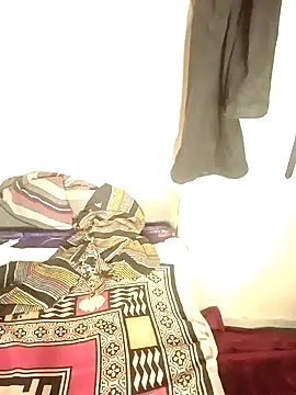 Snapshot of Sweet-Berry chatting on 01.28.25 Sweet-Berry online show from 01.28.25