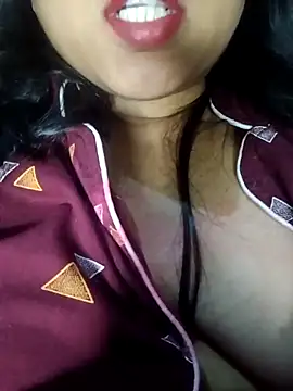 Snapshot of Sweet-Berry chatting on 03.16.25 Sweet-Berry online show from 03.16.25