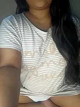 Snapshot of Sweet-Berry chatting on 09.24.25 Sweet-Berry online show from 09.24.25