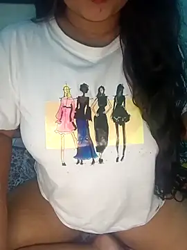 Snapshot of Sweet-Berry chatting on 10.04.25 Sweet-Berry online show from 10.04.25