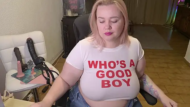 Snapshot of MargotGrey chatting on 03.02.26 MargotGrey online show from 03.02.26