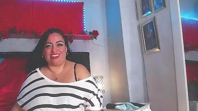 Snapshot of -helen chatting on 12.04.24 -helen online show from 12.04.24