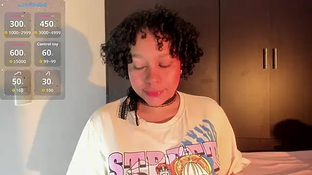 Snapshot of Electric_bae chatting on 11.14.25 Electric bae online show from 11.14.25