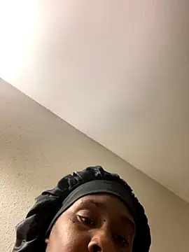 Foreignthababyy online show from 09.10.25