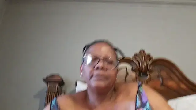 SEXYBOOBSNASS online show from 01.28.25