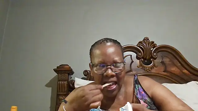 SEXYBOOBSNASS online show from 02.02.25