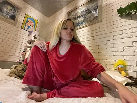 Snapshot of Angel_girllovemy chatting on 01.23.25 Angel girllovemy online show from 01.23.25