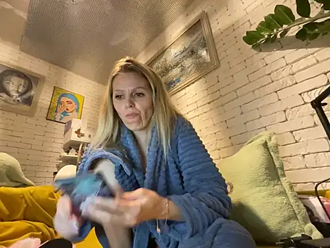 Snapshot of Angel_girllovemy chatting on 01.30.25 Angel girllovemy online show from 01.30.25