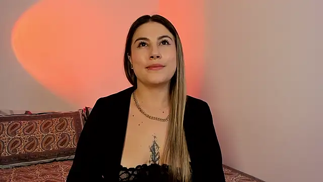 Snapshot of amelie_collins chatting on 03.20.25 amelie collins online show from 03.20.25