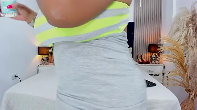 gabytyara2 online show from 02.27.26