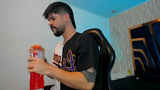 Petesevans online show from 11.08.25