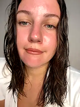 Snapshot of likaxxx chatting on 09.08.25 likaxxx online show from 09.08.25