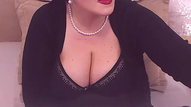 Snapshot of RebeccaNoble chatting on 01.16.25 RebeccaNoble online show from 01.16.25