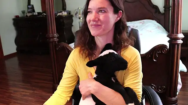 Snapshot of thornburyrose chatting on 03.03.25 thornburyrose online show from 03.03.25