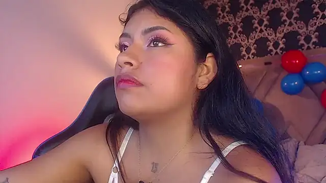 ChantalPetit online show from 07.04.26