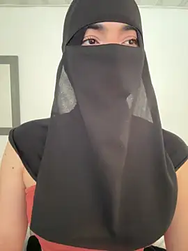 Snapshot of radiagazali chatting on 12.16.25 radiagazali online show from 12.16.25