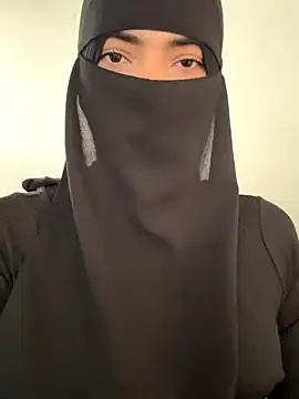 Snapshot of radiagazali chatting on 12.20.25 radiagazali online show from 12.20.25