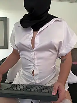 Snapshot of radiagazali chatting on 01.06.26 radiagazali online show from 01.06.26