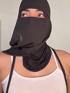 Snapshot of radiagazali chatting on 02.12.26 radiagazali online show from 02.12.26