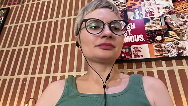 Snapshot of CyberXGoddess chatting on 06.05.26 CyberXGoddess online show from 06.05.26