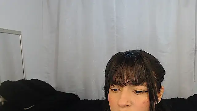 Snapshot of Liz_Galactic chatting on 01.16.26 Liz Galactic online show from 01.16.26