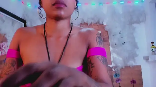 kelly thomson online show from 02.14.25