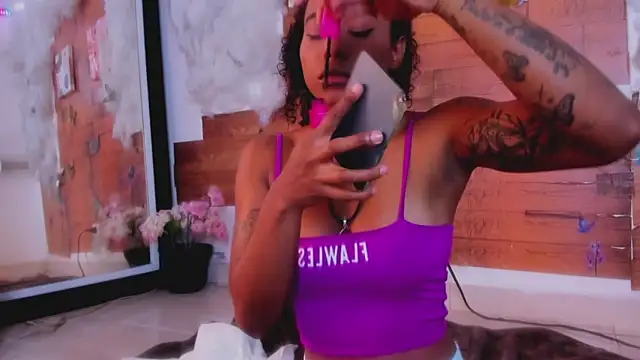 kelly thomson online show from 02.21.25