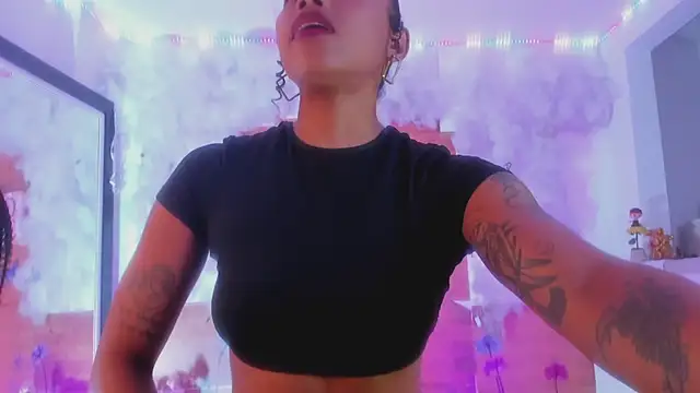 kelly thomson online show from 03.04.25