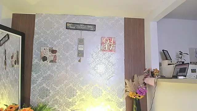 kelly thomson online show from 09.24.25