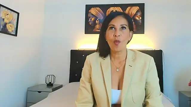 Shanon mature online show from 05.06.26