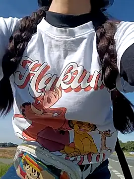 Snapshot of tinny_williams chatting on 10.02.25 tinny williams online show from 10.02.25