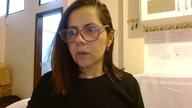 Snapshot of Sara_Brandon chatting on 09.16.25 Sara Brandon online show from 09.16.25