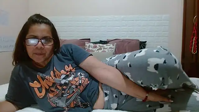 Snapshot of Sara_Brandon chatting on 09.25.25 Sara Brandon online show from 09.25.25