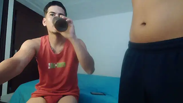 ynralberth77 online show from 03.22.25