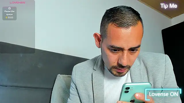 jhonyalzate2 online show from 03.28.26