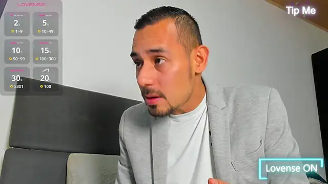 jhonyalzate2 online show from 05.05.26