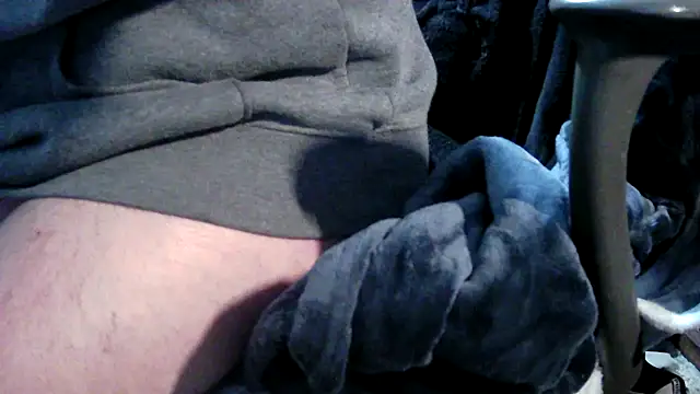 Pantyboy239 online show from 04.04.26