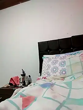 Vicky Rosse online show from 02.11.26