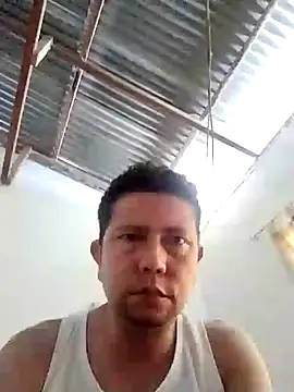 Lachuchaenlacara1988 online show from 02.02.25