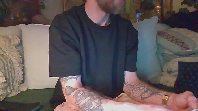 Snapshot of Stock-Holmes chatting on 02.02.26 Stock-Holmes online show from 02.02.26