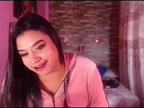 Snapshot of katrinawillff chatting on 02.08.25 katrinawillff online show from 02.08.25