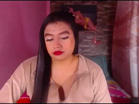 Snapshot of katrinawillff chatting on 10.23.25 katrinawillff online show from 10.23.25