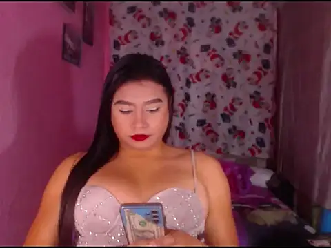 Snapshot of katrinawillff chatting on 12.18.25 katrinawillff online show from 12.18.25