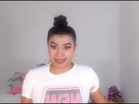 Snapshot of katrinawillff chatting on 02.26.26 katrinawillff online show from 02.26.26