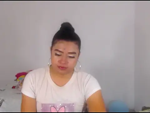 Snapshot of katrinawillff chatting on 03.12.26 katrinawillff online show from 03.12.26